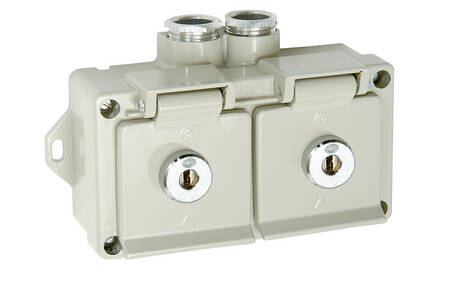 Selcast SCHUKO Doble tomas de corriente con llave